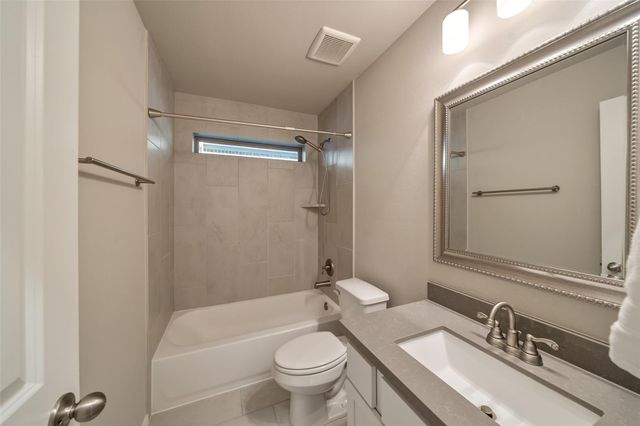 17435 Vino Vines Lane, Conroe, TX 77302