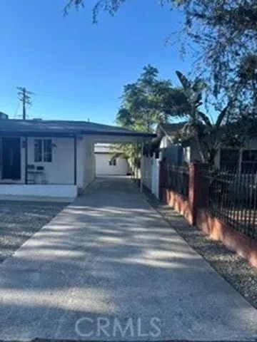 719 Circle City Drive B, Corona, CA 92879