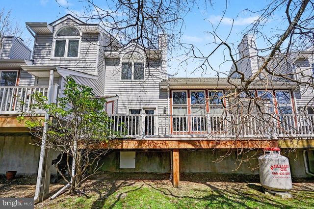 5 BEACHWOOD CT, Lake Harmony, PA 18624