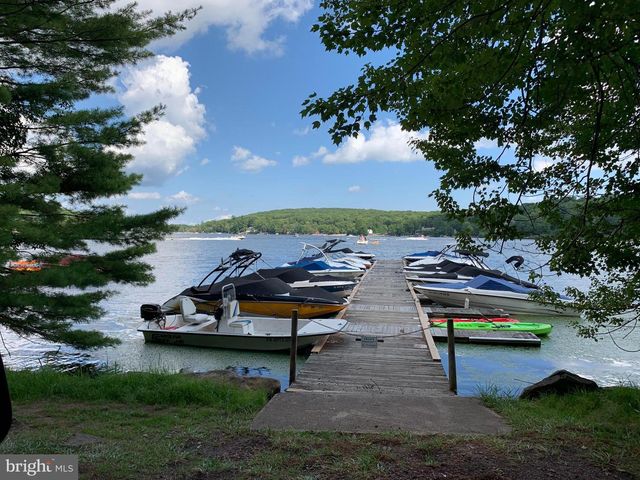 5 BEACHWOOD CT, Lake Harmony, PA 18624