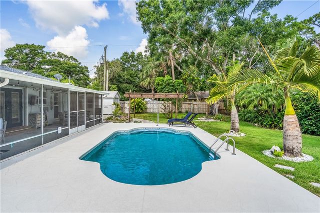 6476 4th Lane, Vero Beach, FL 32968
