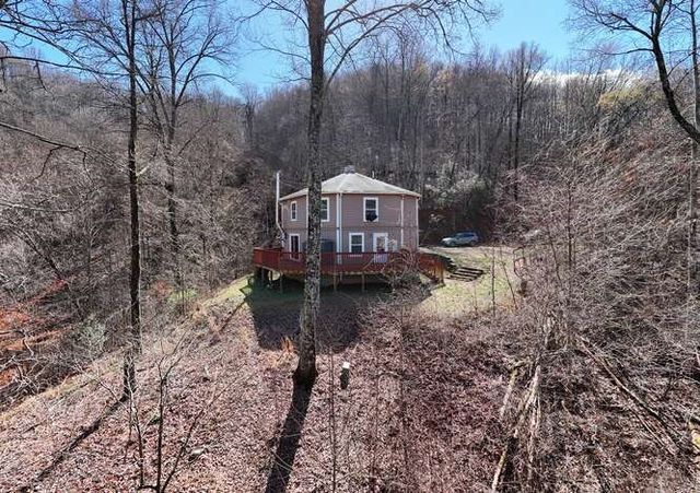 217 Beaver Pond Drive, Murphy, NC 28906