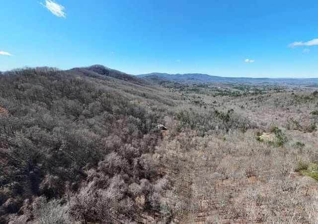 217 Beaver Pond Drive, Murphy, NC 28906