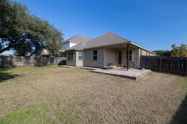 1721 Erie DR, Leander, TX 78641