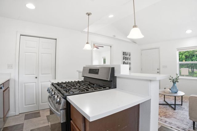 1118 Northwestern Ave A, Austin, TX 78702