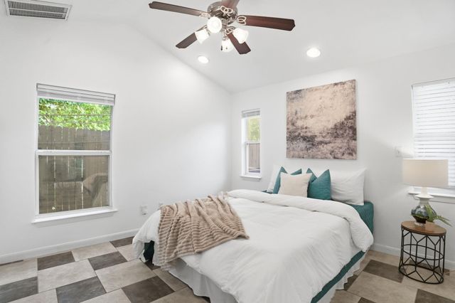 1118 Northwestern Ave A, Austin, TX 78702
