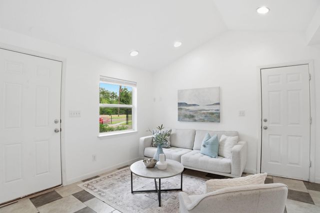 1118 Northwestern Ave A, Austin, TX 78702