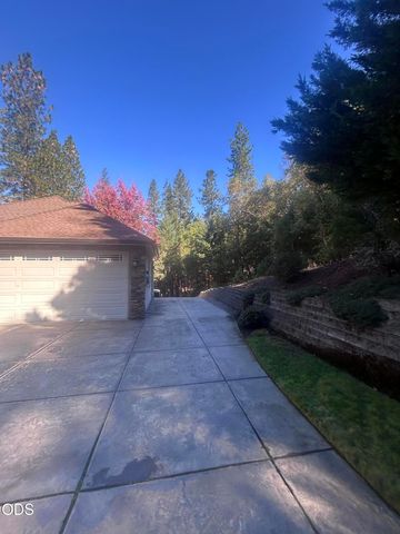 1280 Marcy Loop Road, Grants Pass, OR 97527
