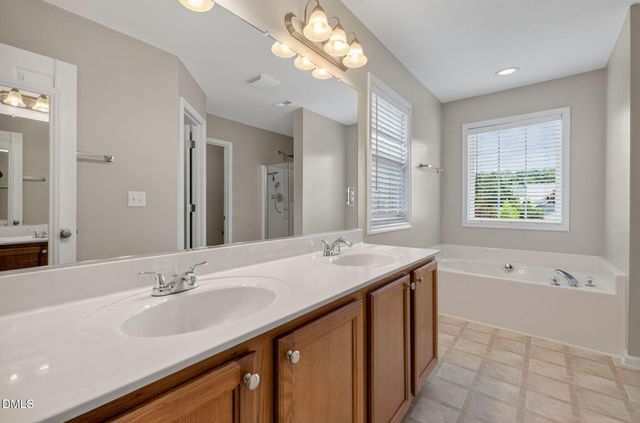 4 Alexis Court, Durham, NC 27703