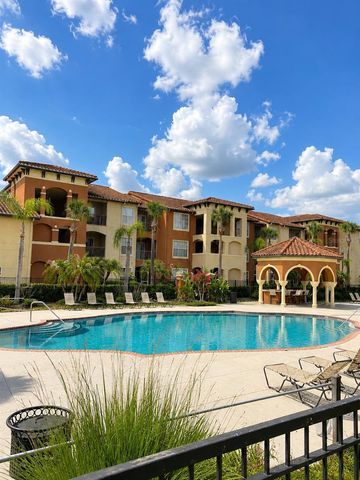 5542 METROWEST BOULEVARD 7-104, Orlando, FL 32811