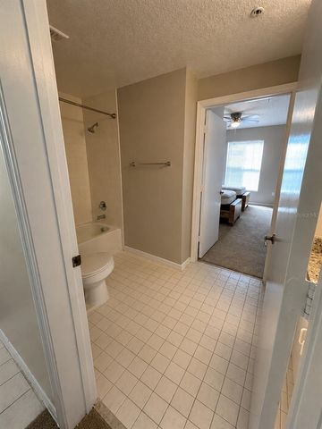 5542 METROWEST BOULEVARD 7-104, Orlando, FL 32811