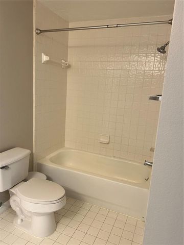 5542 METROWEST BOULEVARD 7-104, Orlando, FL 32811