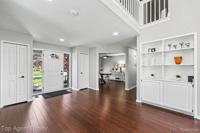 50492 Heatherwood Lane, Shelby Twp, MI 48317
