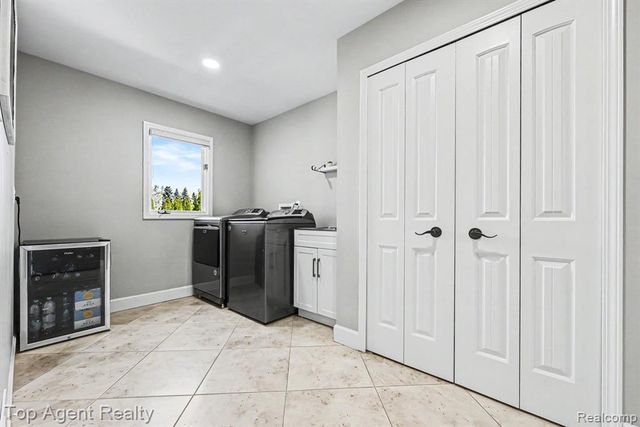 50492 Heatherwood Lane, Shelby Twp, MI 48317