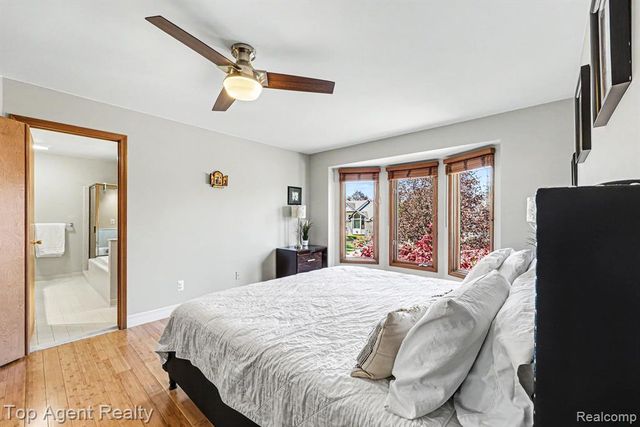 50492 Heatherwood Lane, Shelby Twp, MI 48317