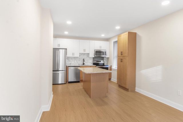 1402 S 54TH ST, Philadelphia, PA 19143