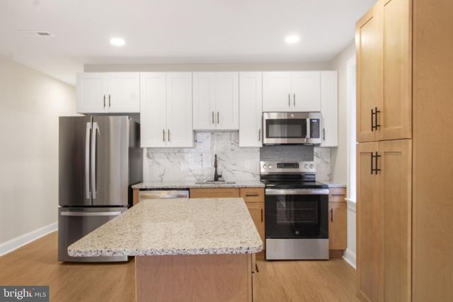 1402 S 54TH ST, Philadelphia, PA 19143