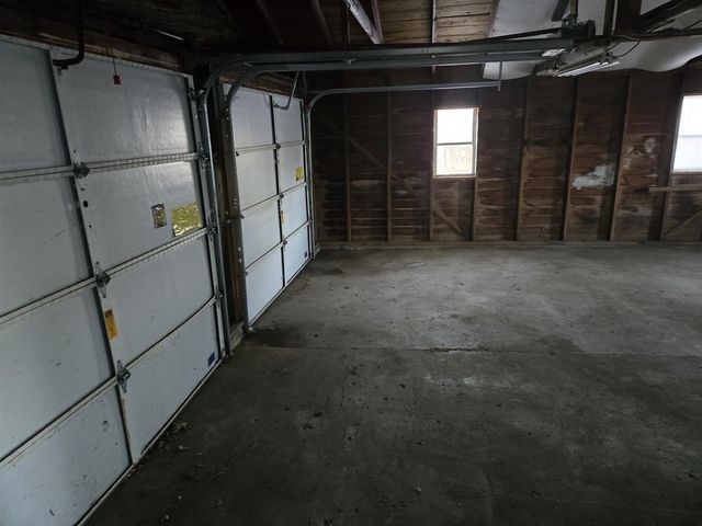 1531 S Raisin Center Highway, Adrian, MI 49221