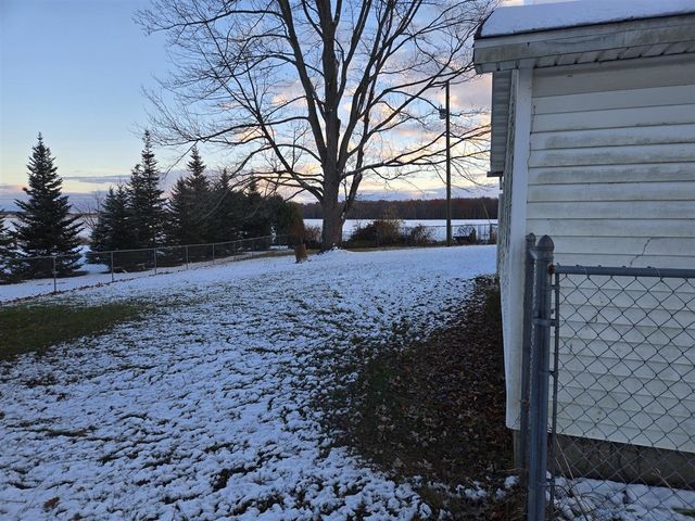 1531 S Raisin Center Highway, Adrian, MI 49221