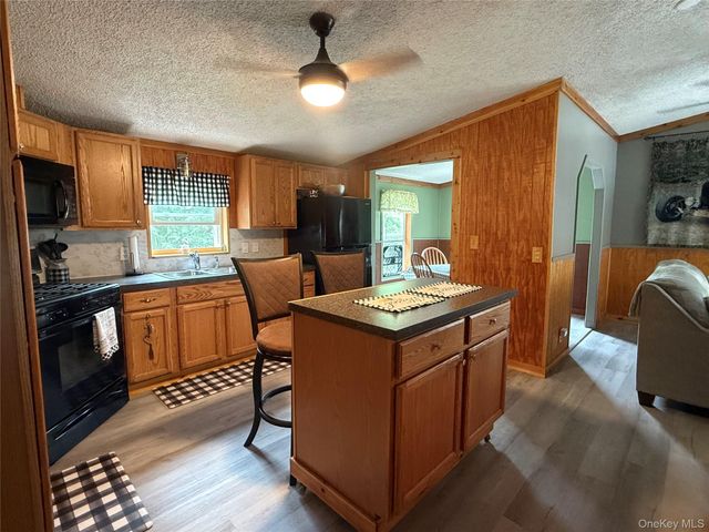 82 Church Street, Wallkill, NY 12589