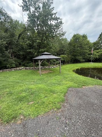 82 Church Street, Wallkill, NY 12589