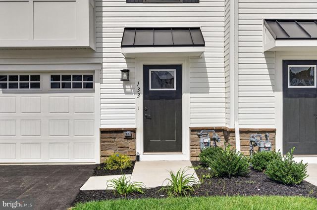 133 DOMENICA DR, Moorestown, NJ 08057