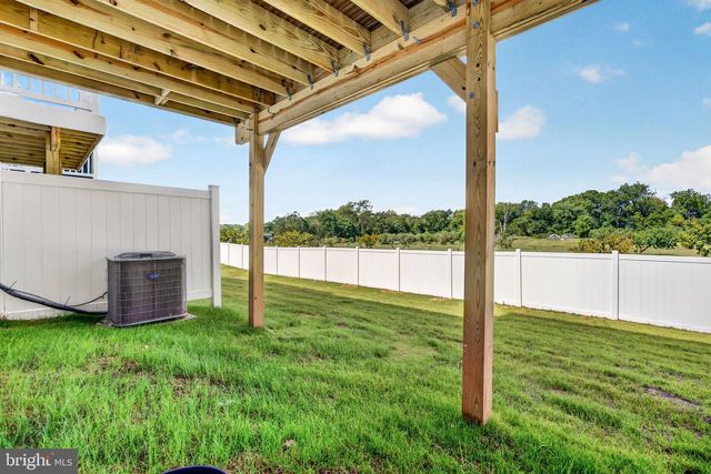 133 DOMENICA DR, Moorestown, NJ 08057