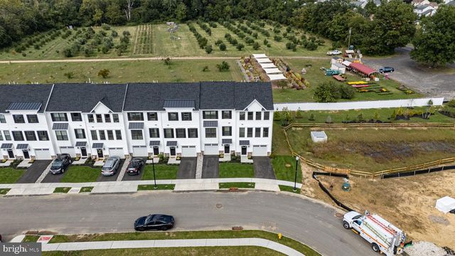 133 DOMENICA DR, Moorestown, NJ 08057