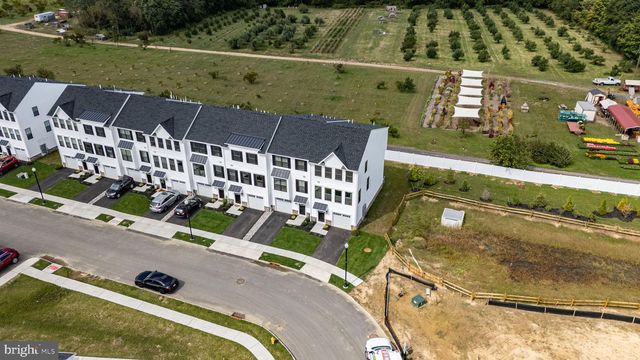 133 DOMENICA DR, Moorestown, NJ 08057