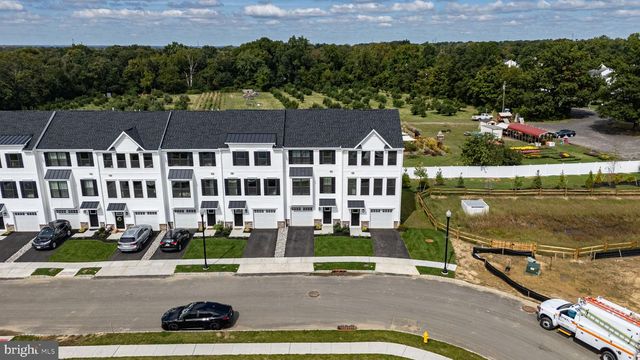 133 DOMENICA DR, Moorestown, NJ 08057