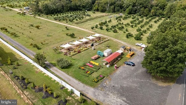 133 DOMENICA DR, Moorestown, NJ 08057