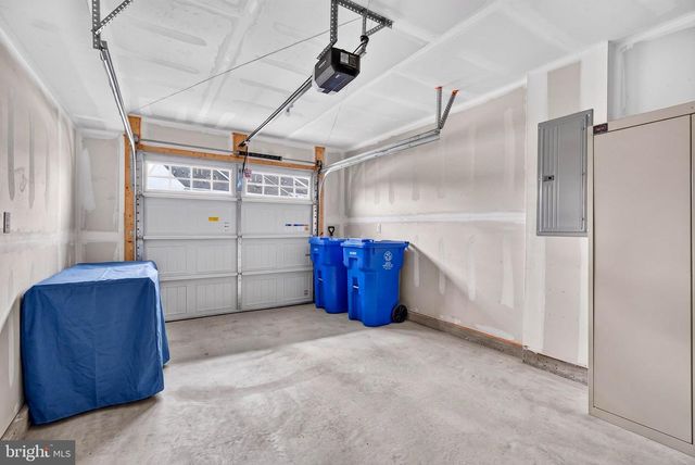 133 DOMENICA DR, Moorestown, NJ 08057