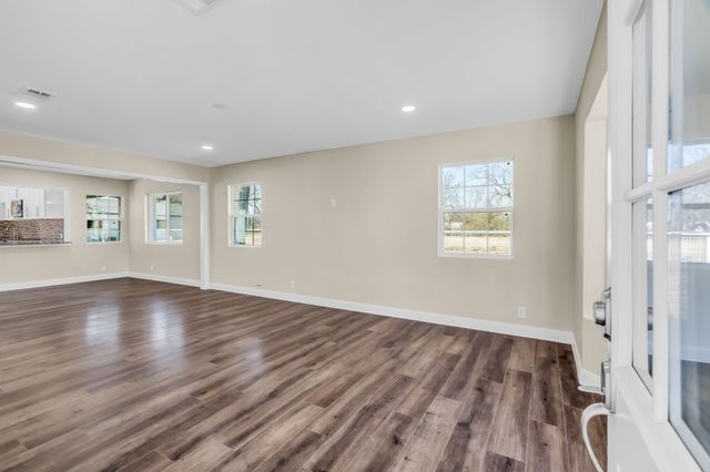 3109 Fm 1183, Ennis, TX 75119