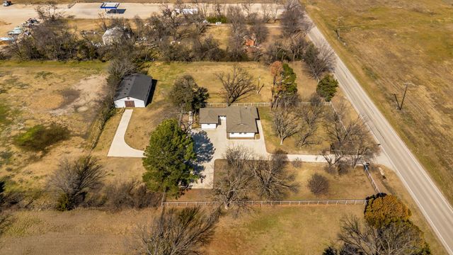 3109 Fm 1183, Ennis, TX 75119