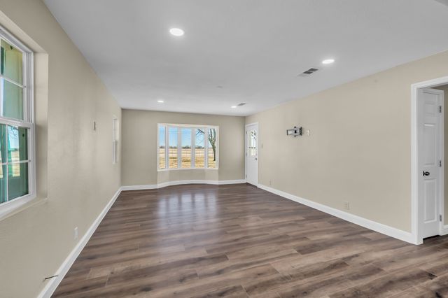 3109 Fm 1183, Ennis, TX 75119