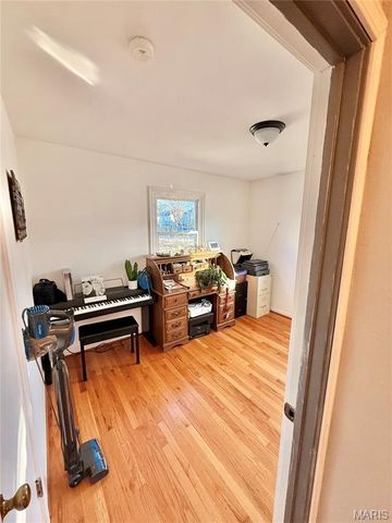 617 Perry Street, De Soto, MO 63020