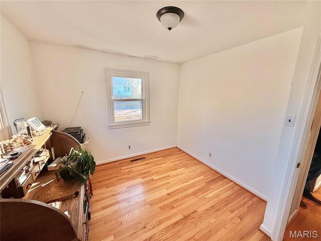 617 Perry Street, De Soto, MO 63020