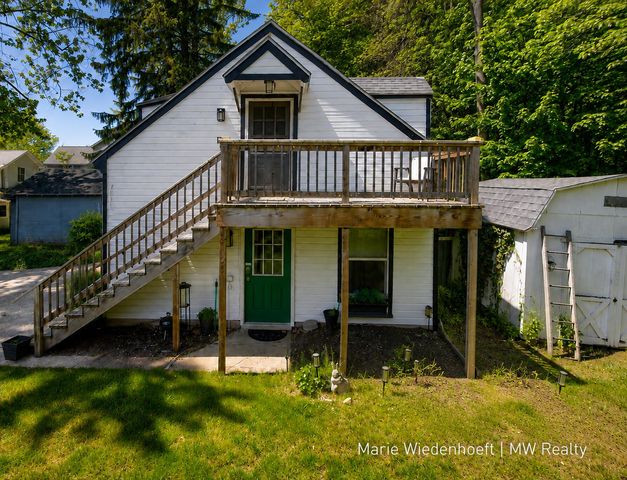 722 Lake Street, Saugatuck, MI 49453