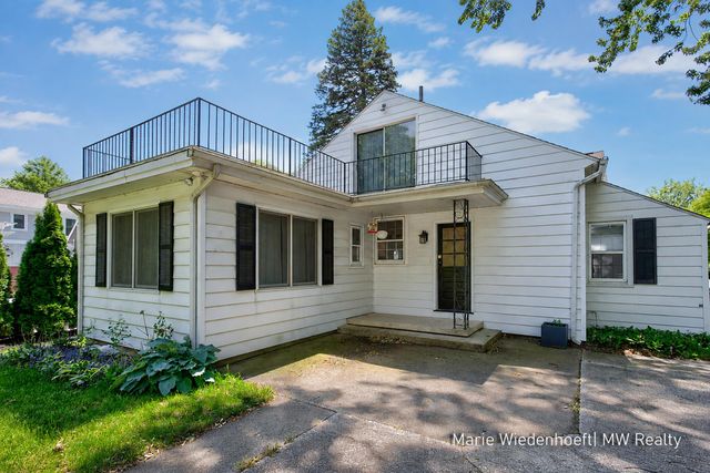 722 Lake Street, Saugatuck, MI 49453