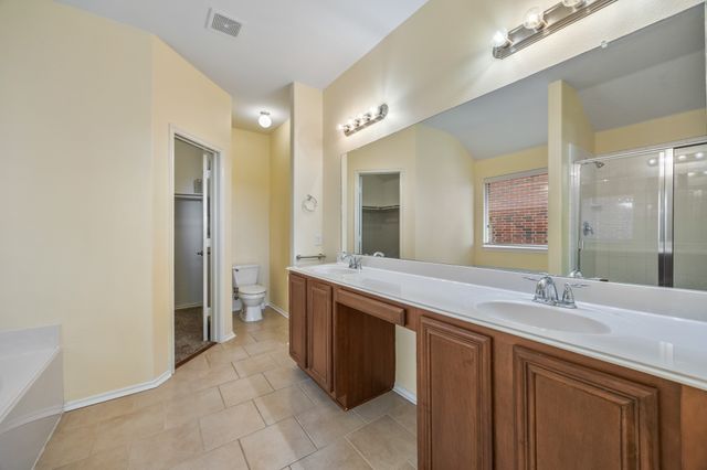 2508 Pioneer Bluffs Road, Balch Springs, TX 75181