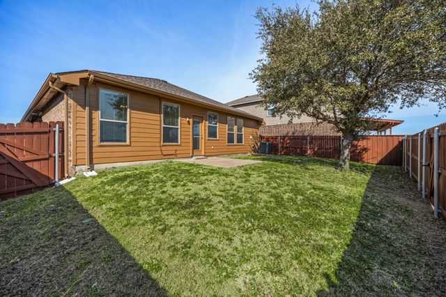 2508 Pioneer Bluffs Road, Balch Springs, TX 75181