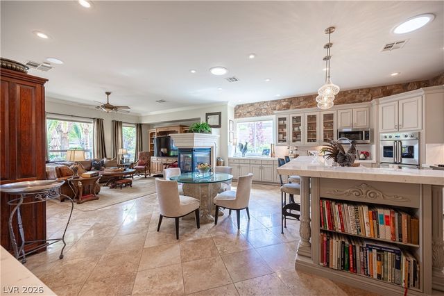 10925 Iris Canyon Lane, Las Vegas, NV 89135
