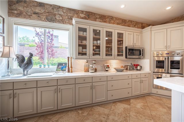 10925 Iris Canyon Lane, Las Vegas, NV 89135