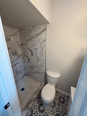 758 Bethpage Avenue, Dallas, TX 75217