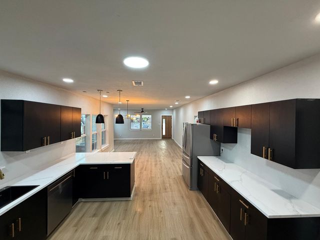 758 Bethpage Avenue, Dallas, TX 75217