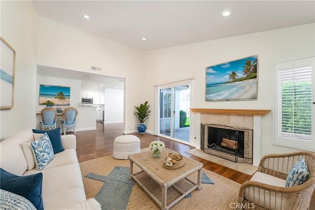 27725 Calle Valdes, Mission Viejo, CA 92692