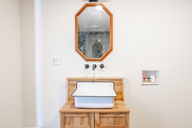 109 Morgan Road, Tinmouth, VT 05777