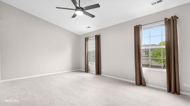 1698 FREDERICKSBURG Lane 1698, Aurora, IL 60503