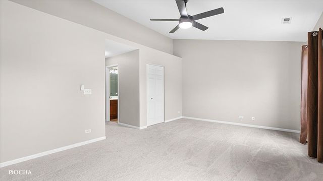 1698 FREDERICKSBURG Lane 1698, Aurora, IL 60503