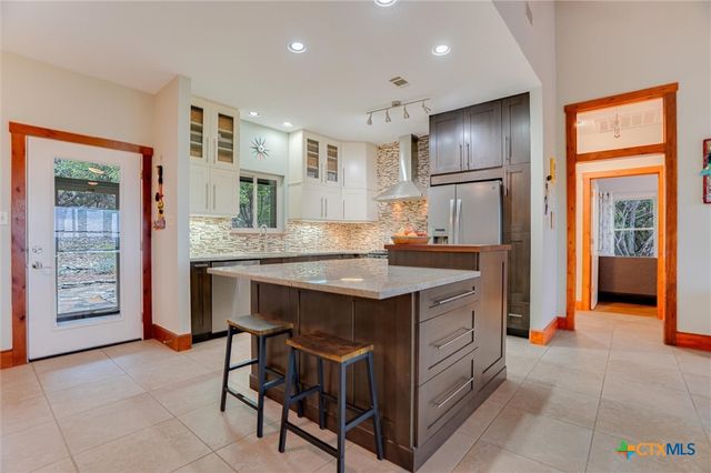 765 Skyline Ridge Lookout, Wimberley, TX 78676